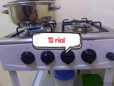 stove for sale 12 rial urgent sale (neat and clean)