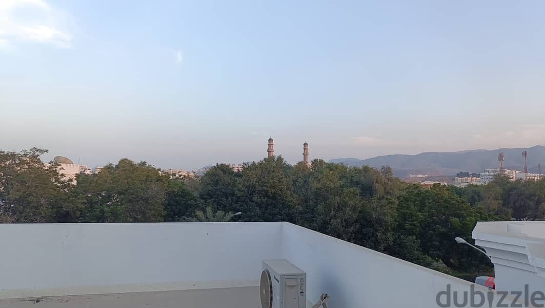 5+1 BHK Triplex Villa for Rent in Sarooj | UMV44 3