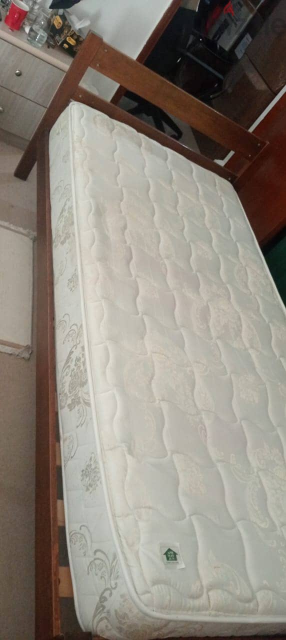 bed frame and matress 1