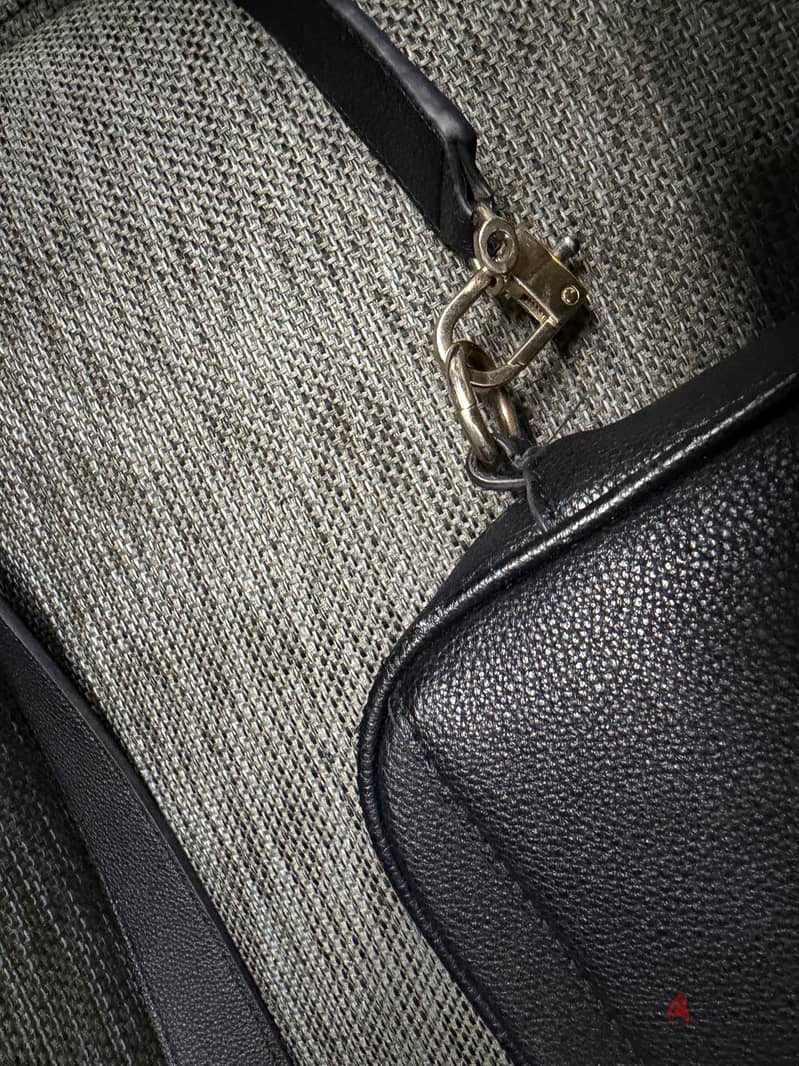 Branded and other bags 10