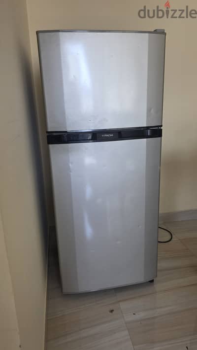 Hitachi 210L double door fridge for sale