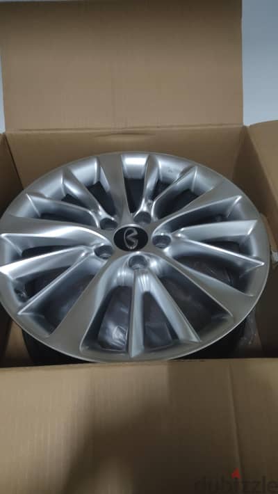 OEM Infiniti Q50 Rims 18 Inch