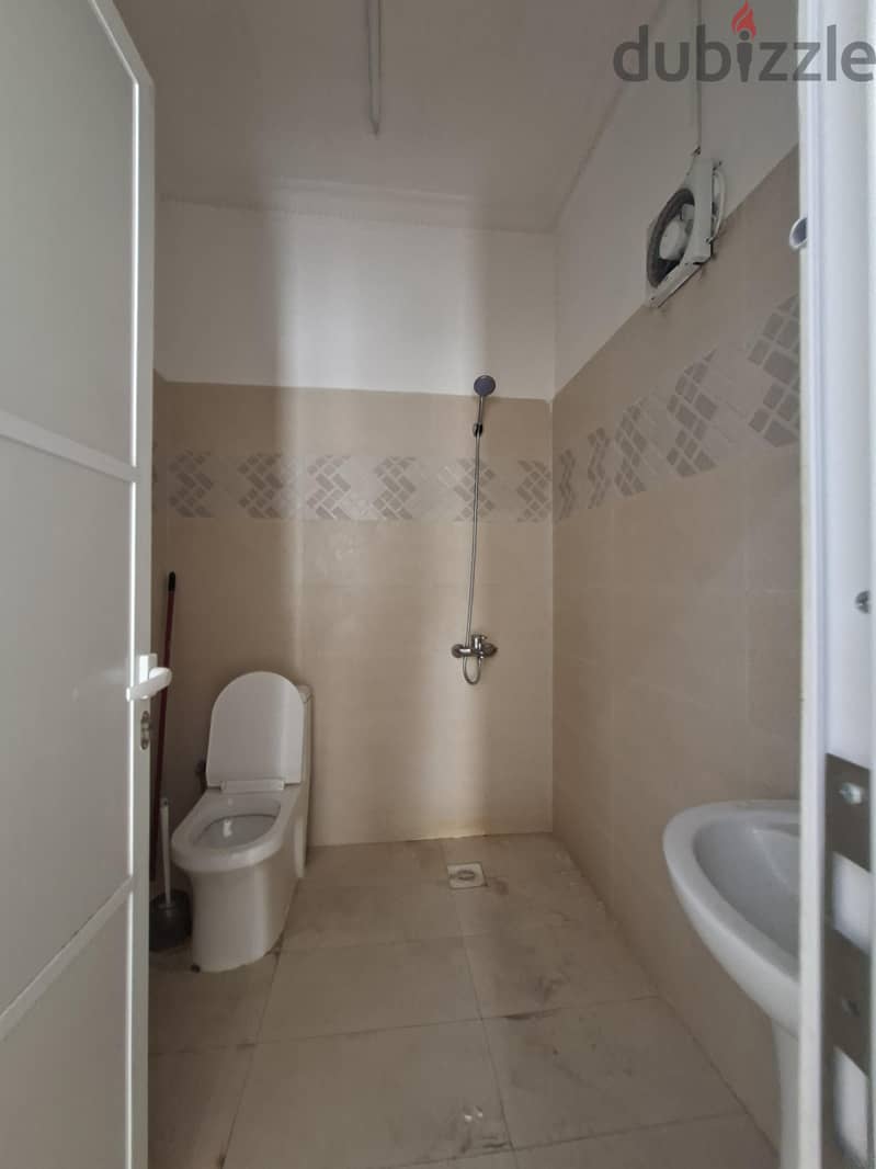 Room for rent available in alkwiar 125 include all bills 3