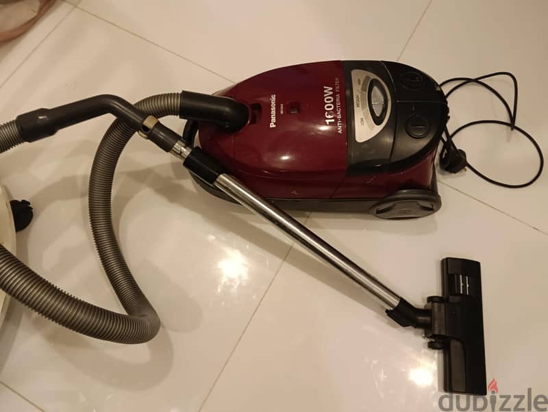 vaccum cleaner 1