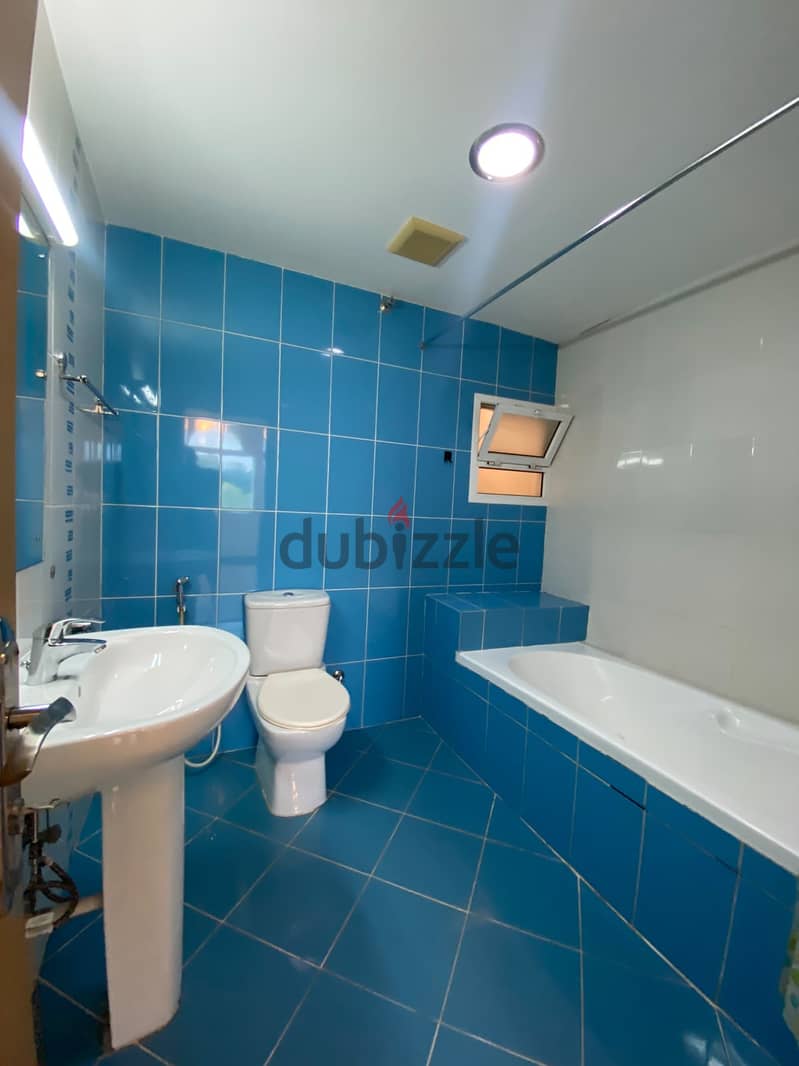 RAZV9109-Five bedroom villa, Azaiba 11