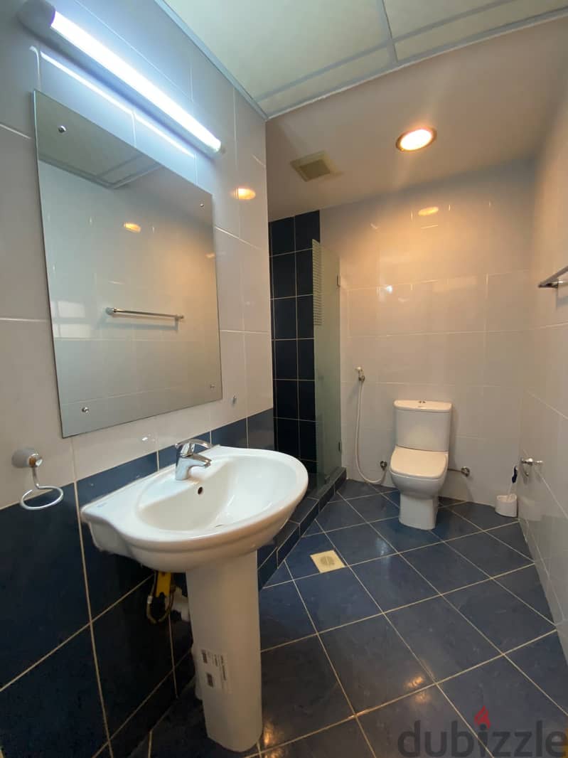 RAZV9109-Five bedroom villa, Azaiba 12