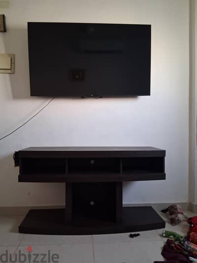 TCL Television 58 inches for sale @ 90 OMR