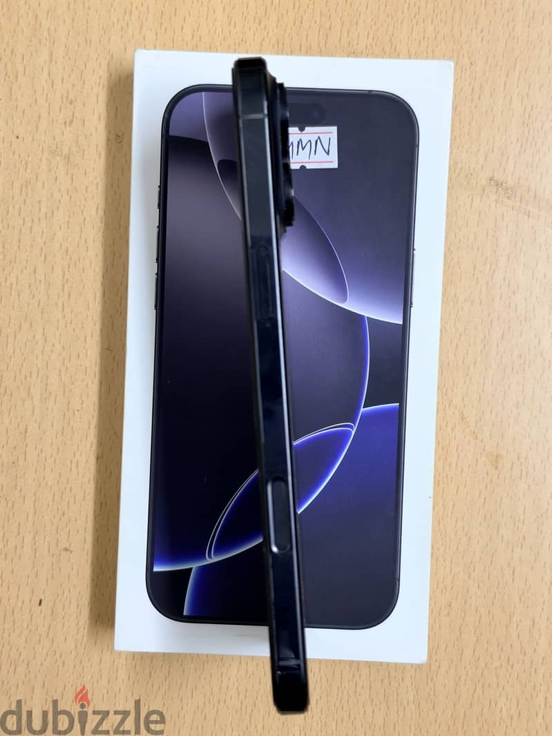 Apple 16 Pro Max 256 GB - Black Titanium 2