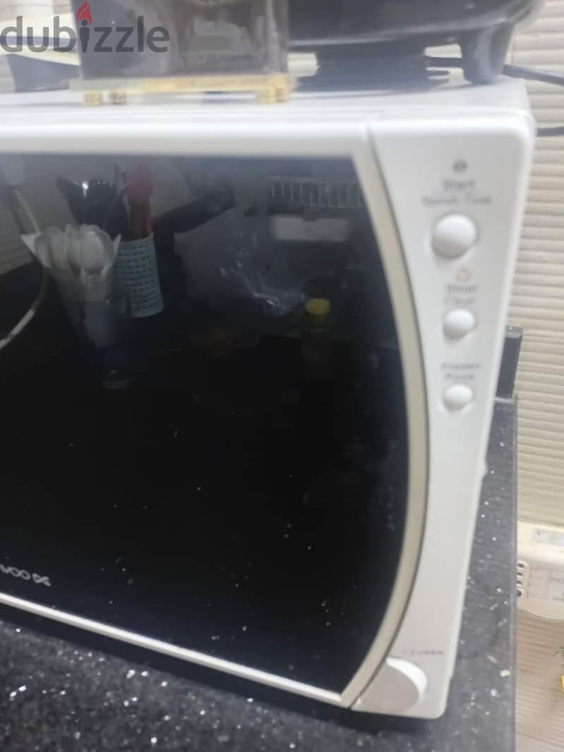 microve nearly new very clean very good condition 2