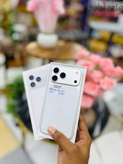 Apple - iPhone 17 Pro Max -256 GB - Fine piece- warranty 08/2027 ايفون
