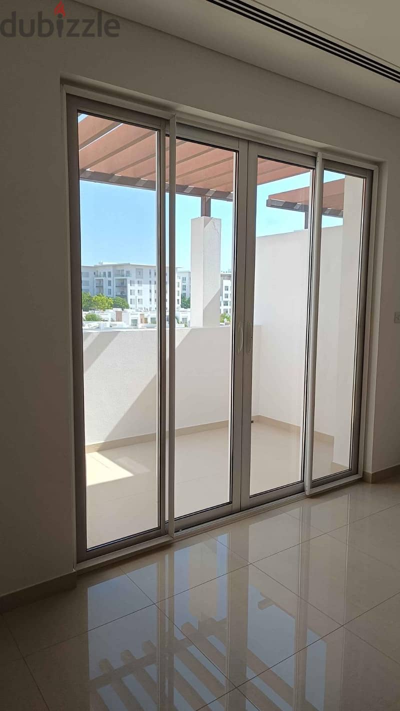 WELL-MAINTAINED 2 BHK APARTMENT FOR RENT IN AL MOUJ 3