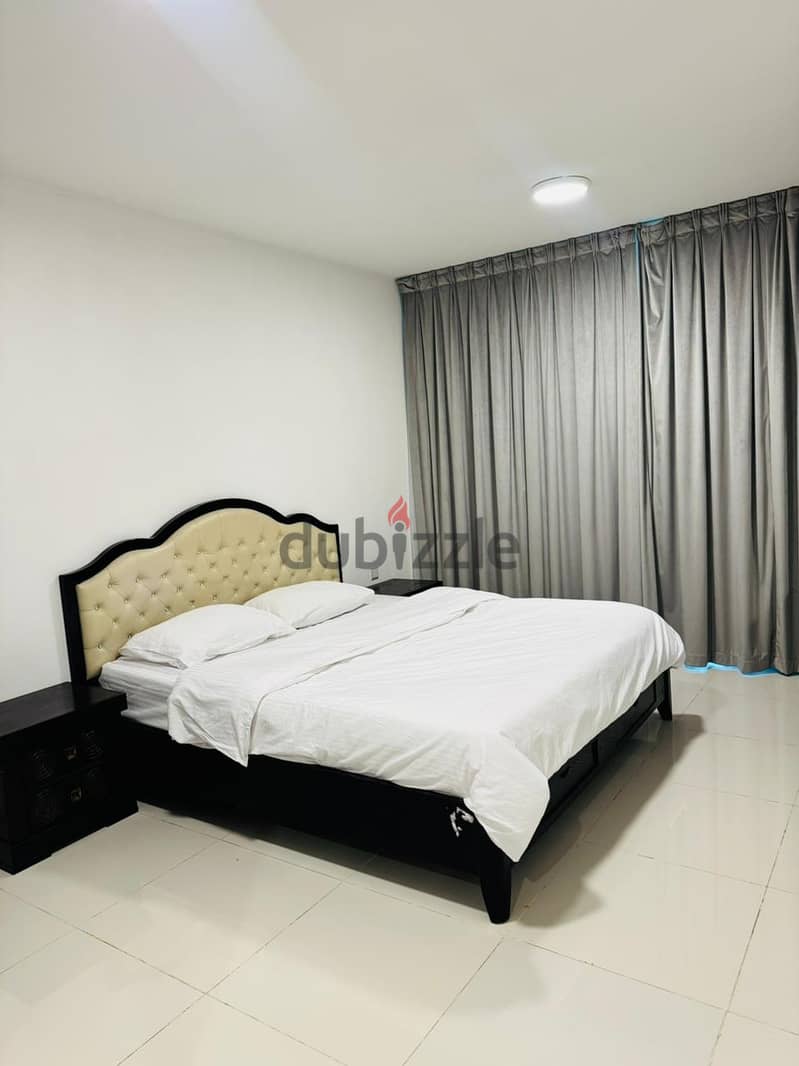 2 BHK APARTMENT IN GRAND MALL (SQUUQ) 6