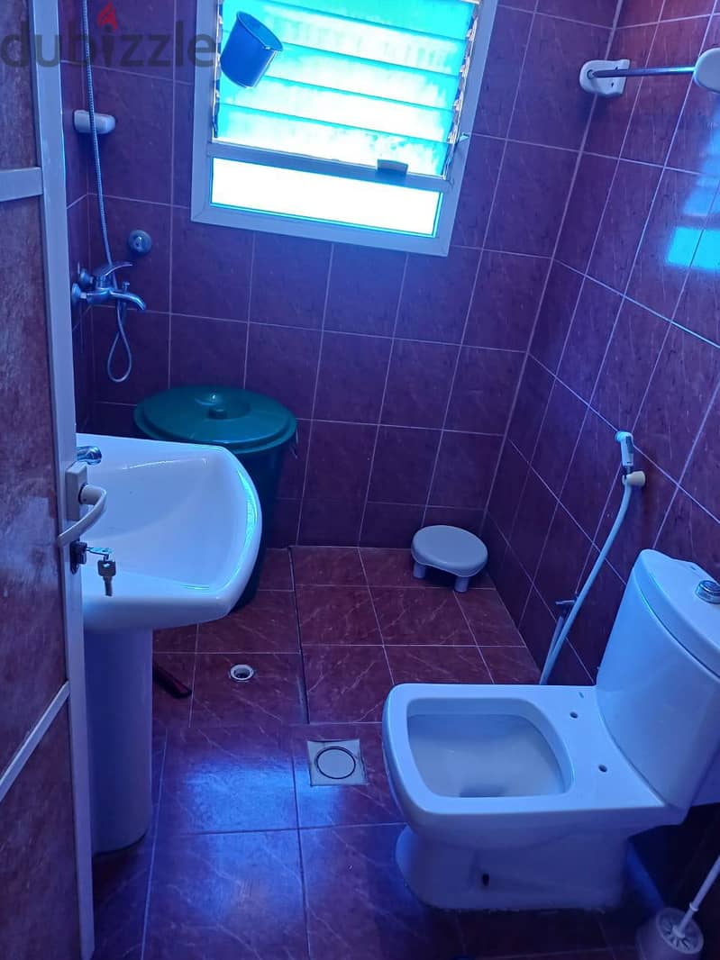 Furnished Room for rent in Alhail south 4