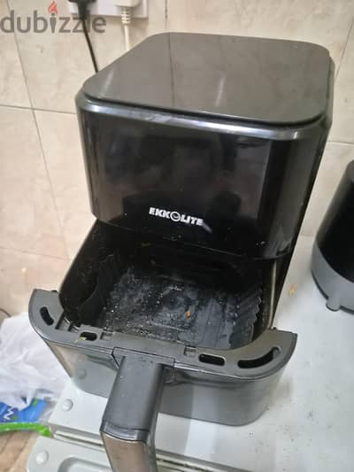 air frier and kitchen mixer