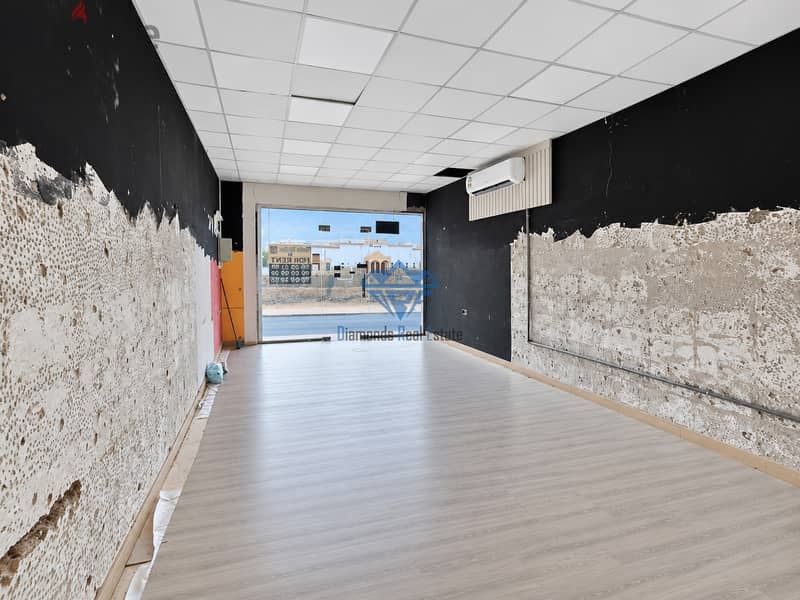 Commercial shop available for rent in Ruwi 1