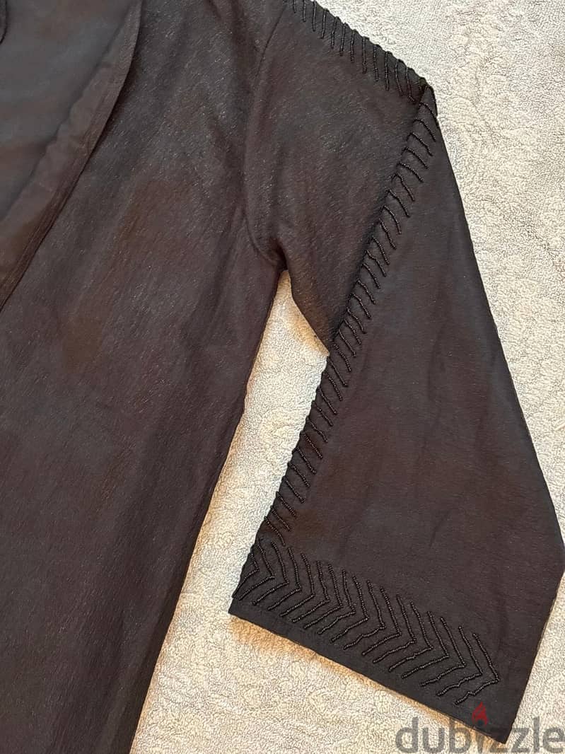 56' Black Open Abaya 4