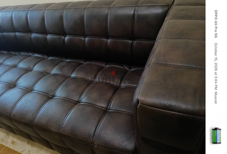used sofa in excellent condition 2