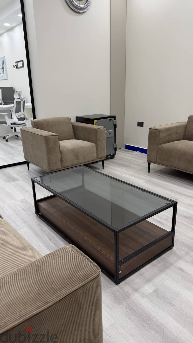 Office Furniture for Sale – Desks, Chairs, Sofas & More 6