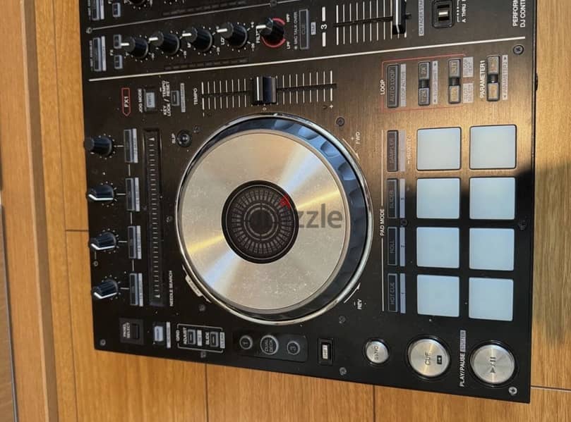 Pioneer DDJ-SX DJ Controller for sale on great condition 4
