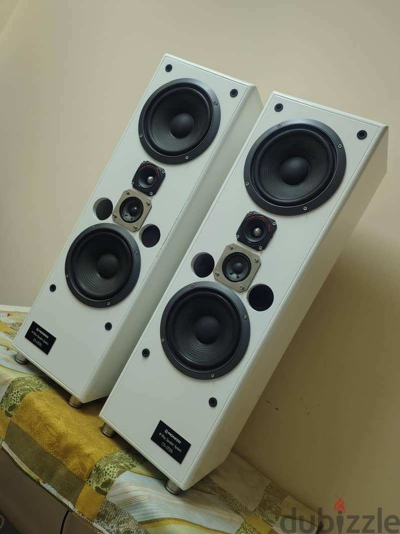 PIONEER - TOWER SPEAKER 3