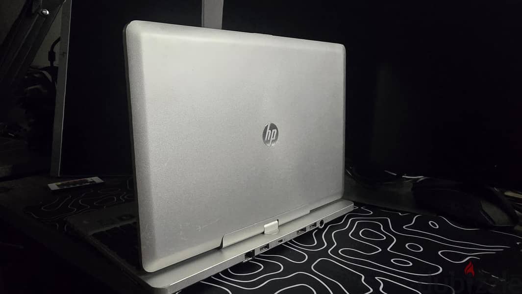 hp elite book revolve  810 G2 9