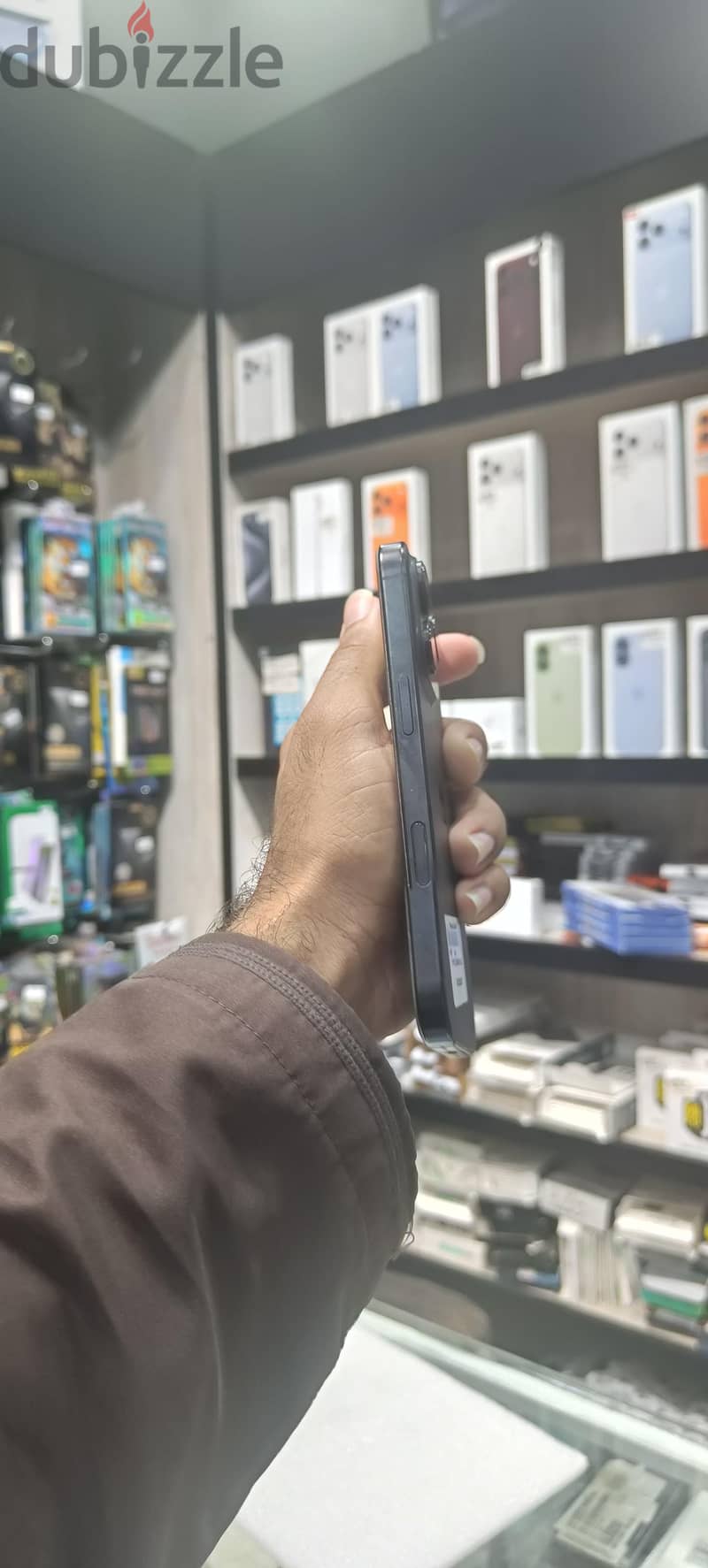 Apple - iPhone 16 Pro 6