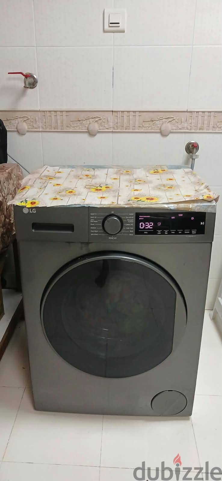 LG 8 KG Purchased from Extra showroom available with bill 2