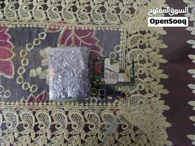 لوح هاتف هواوي y9c مستعملة. بحالة جيدة مع مميزات عالية قابل للتفاوض