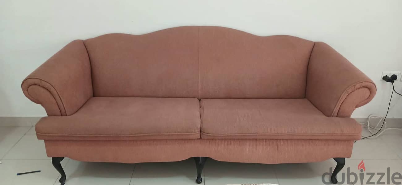 5 seater Sofa set purchased newly 6 months back 3