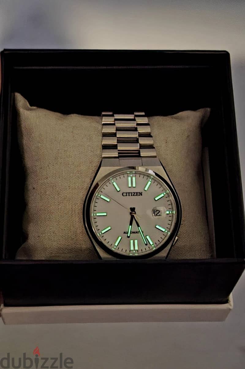 original Citizen watch automatic  Glow in the dark  with box 1