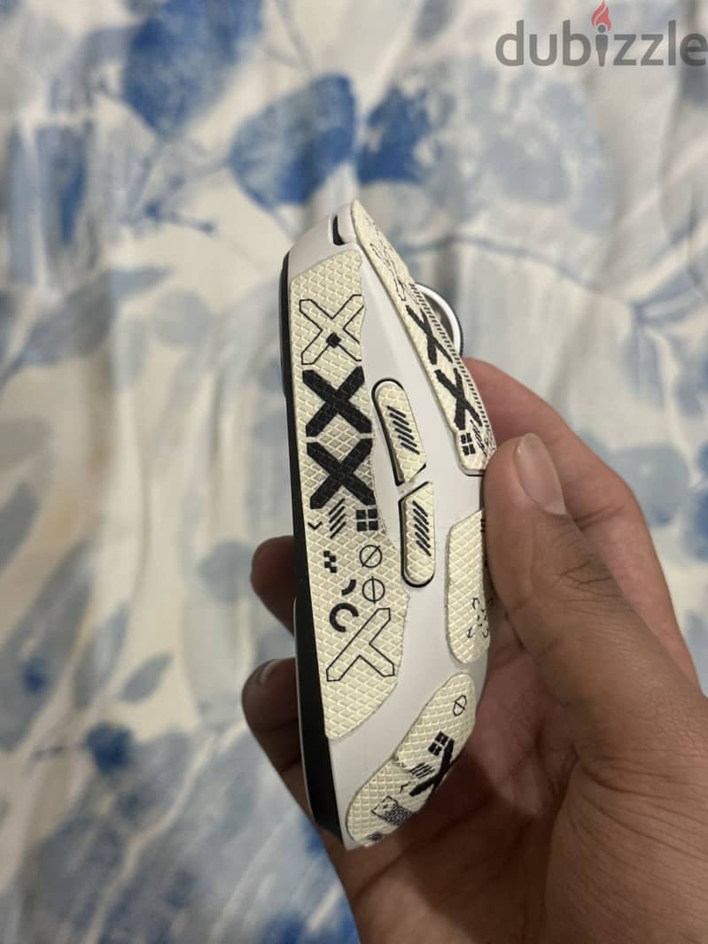 Logitech Gpro x superlight 2 3
