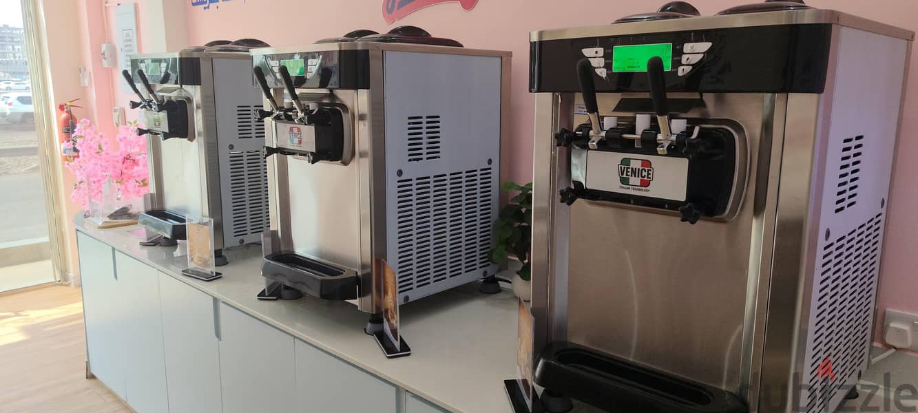 4 months old ice cream machines 1