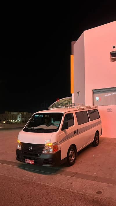 باص ١٥ راكب للبيع نيسان