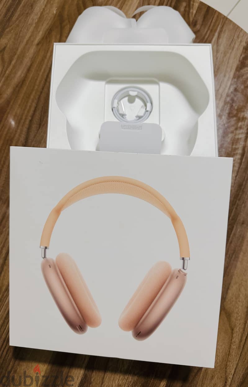 Apple AirPod max 2 1