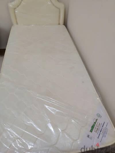 Urgent sale! bed in semi new condition