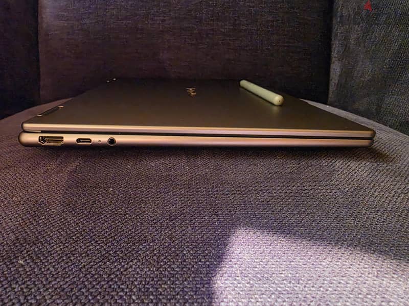 Lenovo Yoga 7i 2in1 Touchscreen With Pen (2026) 5