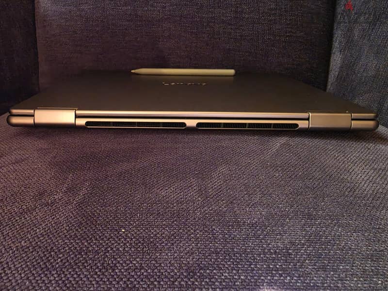 Lenovo Yoga 7i 2in1 Touchscreen With Pen (2026) 6