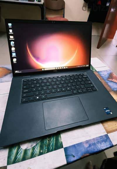 Dell Latitude 7530-17 inch High Specs, Excellent Condition