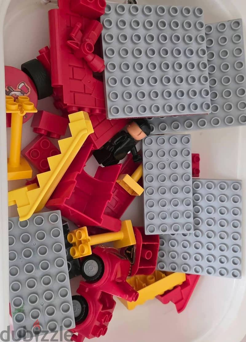 toys and books 1