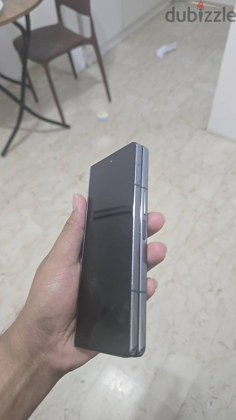 Samsung Z Fold 4 3