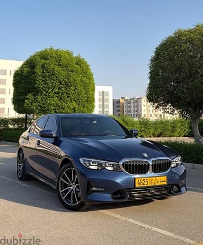 BMW 320i 2022 Al junaibi Oman Under Warranty!