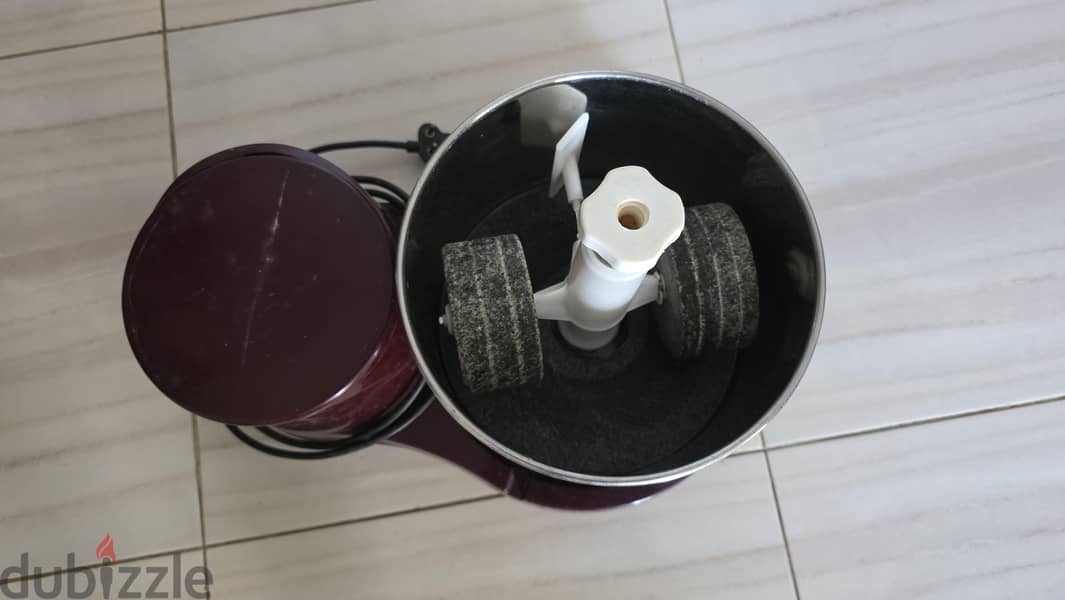 Wet Grinder - Good Condition 2