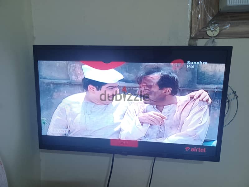32" USED TV GOOD CONDITION 2