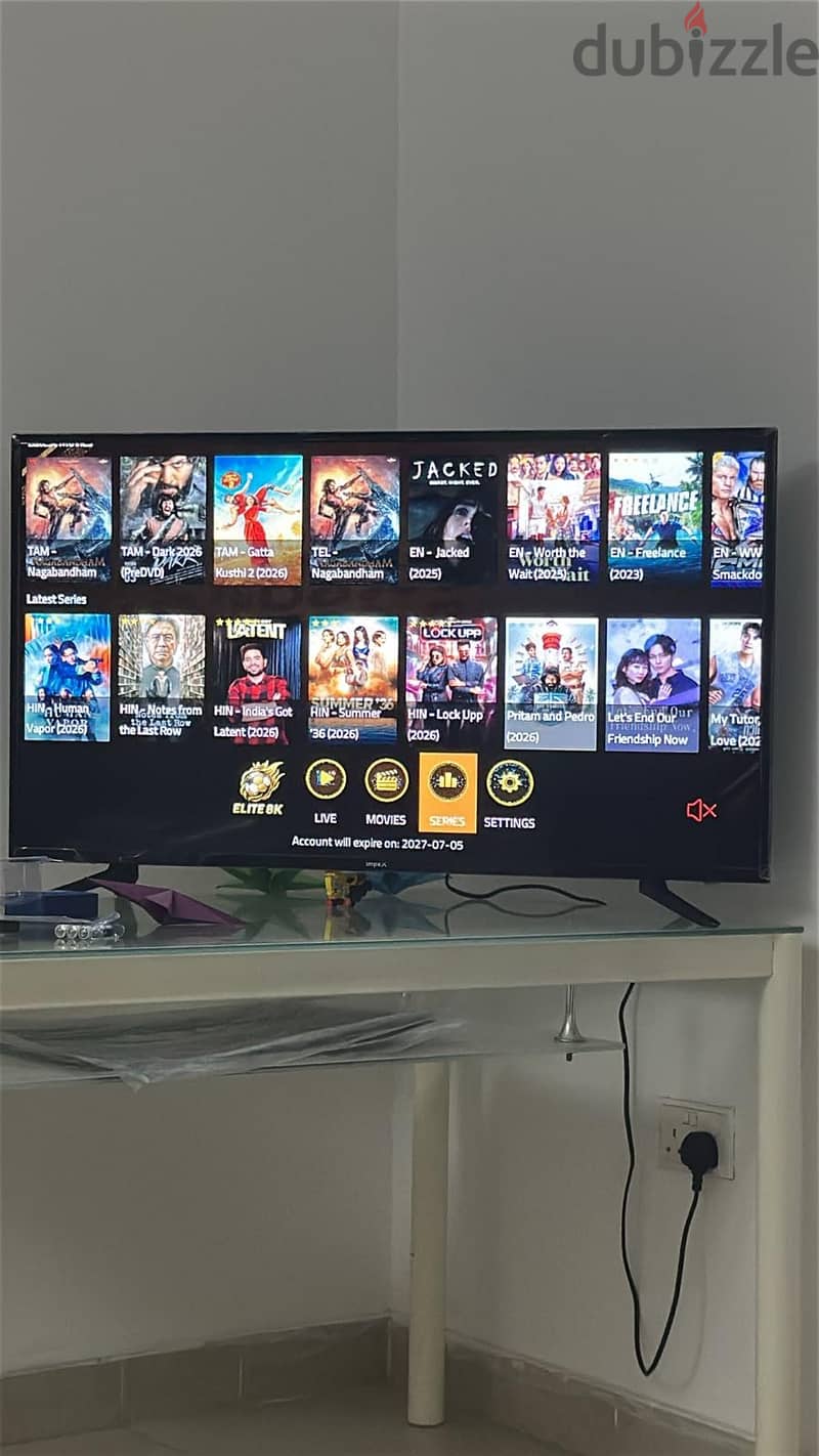 Tv receiver available with one year channels 4