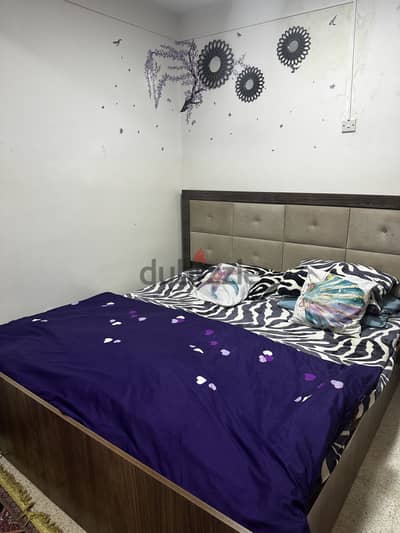 King size bed