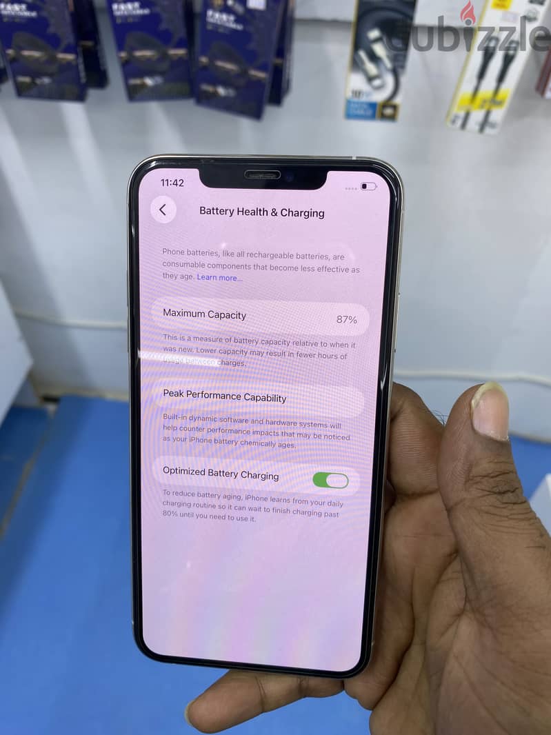 Apple - iPhone 11 Pro Max 3