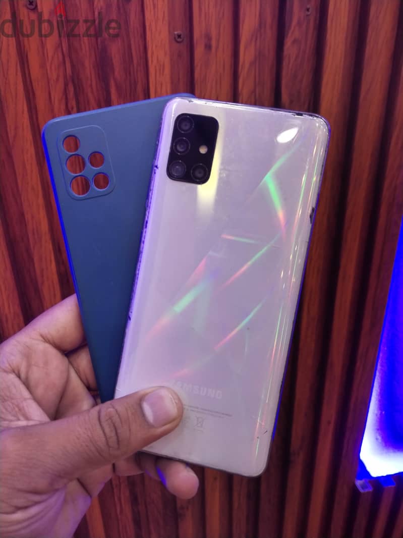 Samsung A51 4