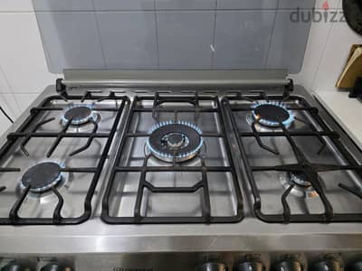 5 burner cooking range