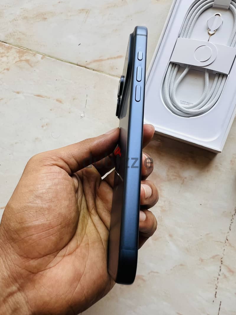iPhone 17 Pro Max 256 GB -100% Batery-5 month warranty - Arabic 4