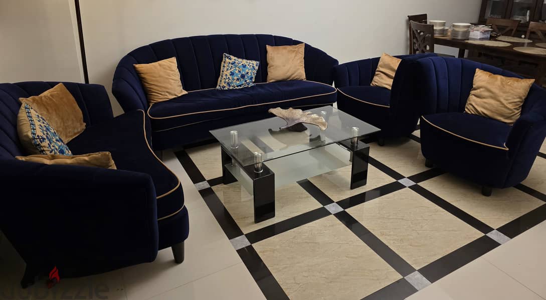 Home centre 7 seater sofa set 4